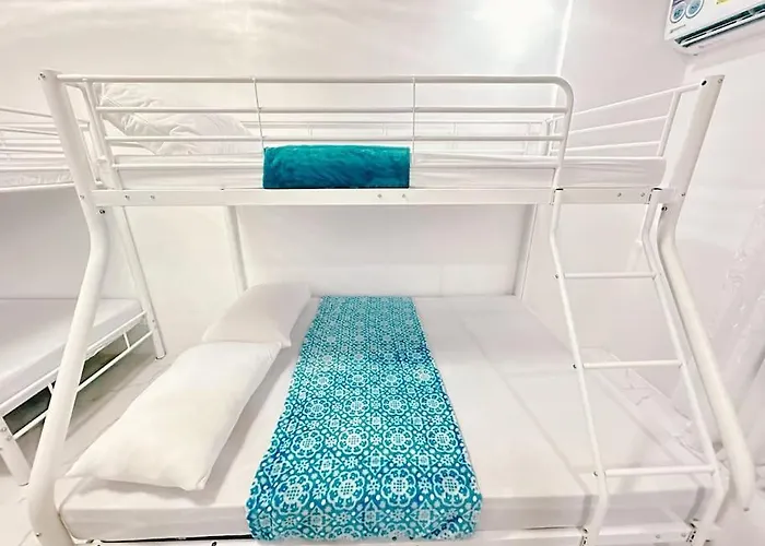 Maddox Fully Airconditioned Apartment *